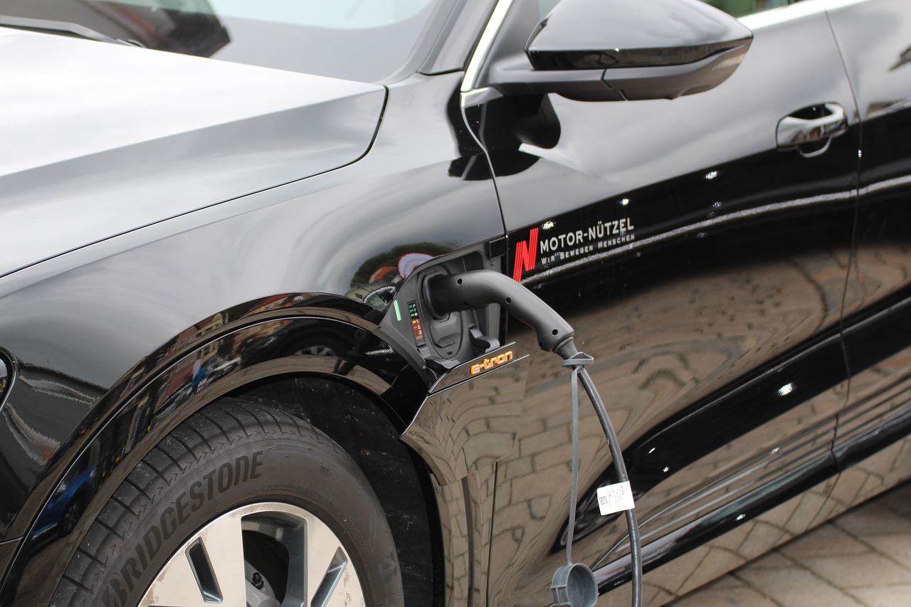 entdecken sie die zukunft der e-mobility: aktuelle trends, innovative technologien und nachhaltige lösungen rund um elektromobilität, e-autos, ladeinfrastruktur und mehr. jetzt informieren!