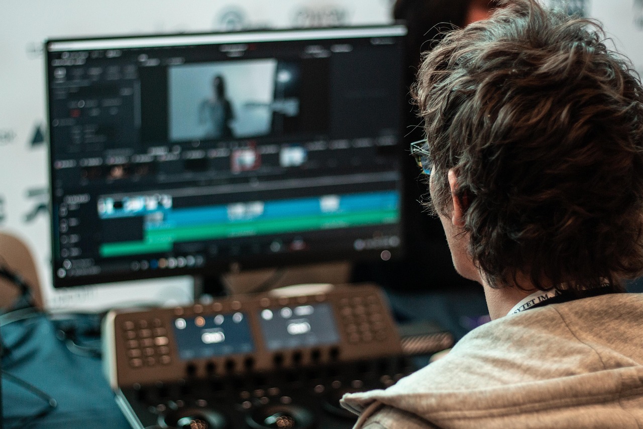 entdecken sie die vorteile von remote work: flexibilität, produktivität und work-life-balance. erfahren sie, wie sie erfolgreich von zu hause aus arbeiten und moderne arbeitsmodelle nutzen können.