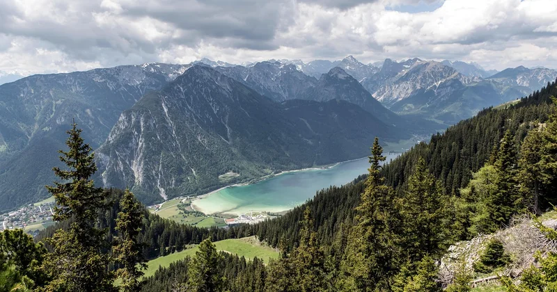 Wanderung Achensee Rundweg: in Etappen oder ganz?