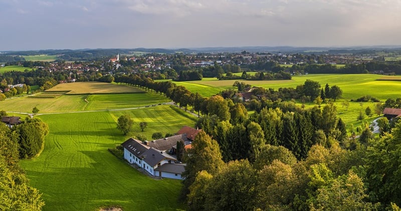 Aussichtsturm Kniepenberg: Der beste Panoramablick der Region