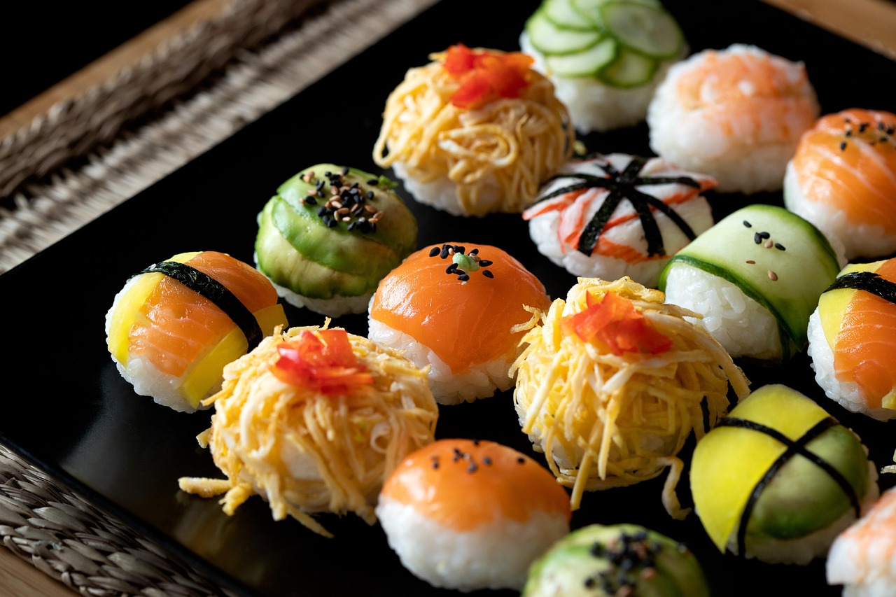 entdecken sie die köstliche welt der sushi! genießen sie frische und kreative sushi-variationen, die ihre geschmacksknospen verwöhnen. perfekt für feinschmecker und sushi-liebhaber!
